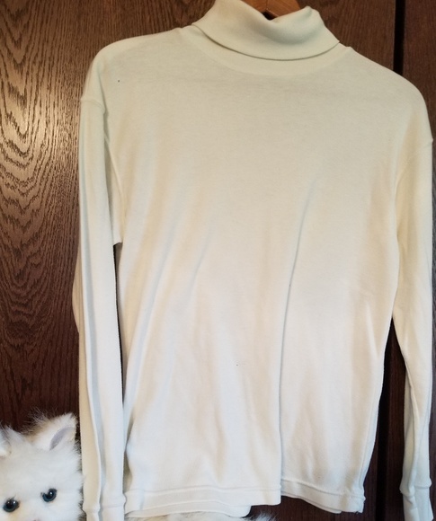 NY Line white turtleneck - Picture 1 of 2